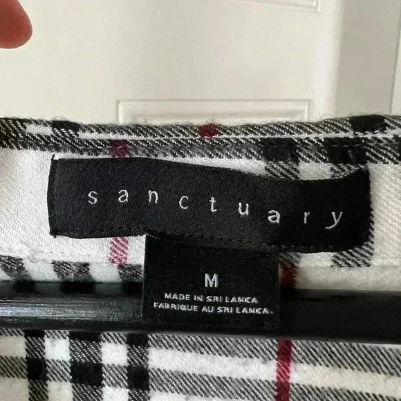 Sanctuary Long Sleeve Plaid Buttondown - Picture 3 of 3